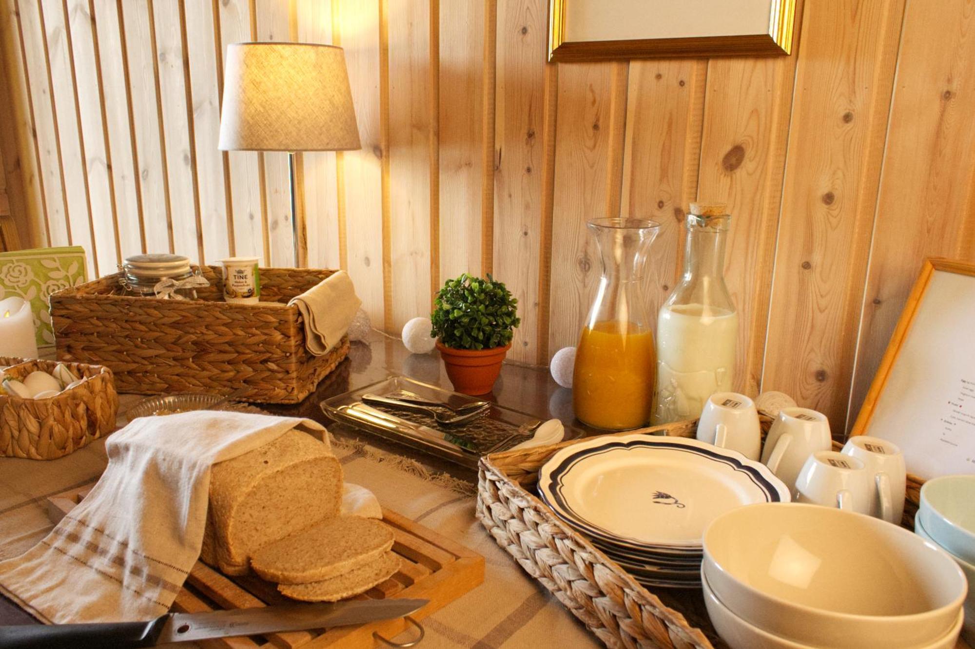 Bed And Breakfast Nordic Horn Brostadbotn Экстерьер фото